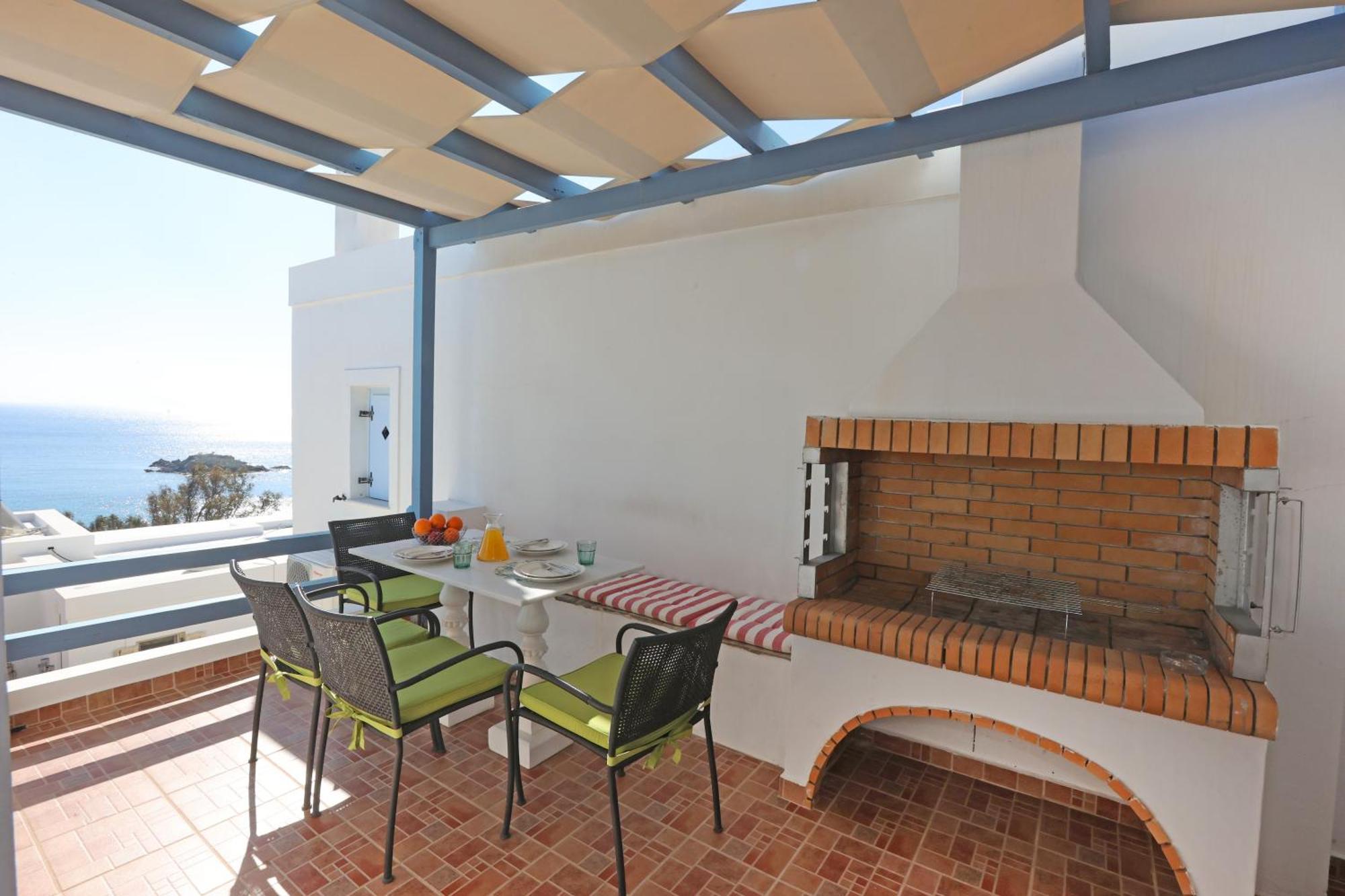 Ebatis Guesthouse Vari  Exterior photo